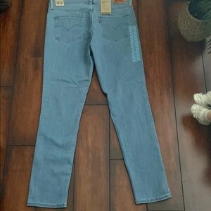 Levi's Ladies Blue Jeans